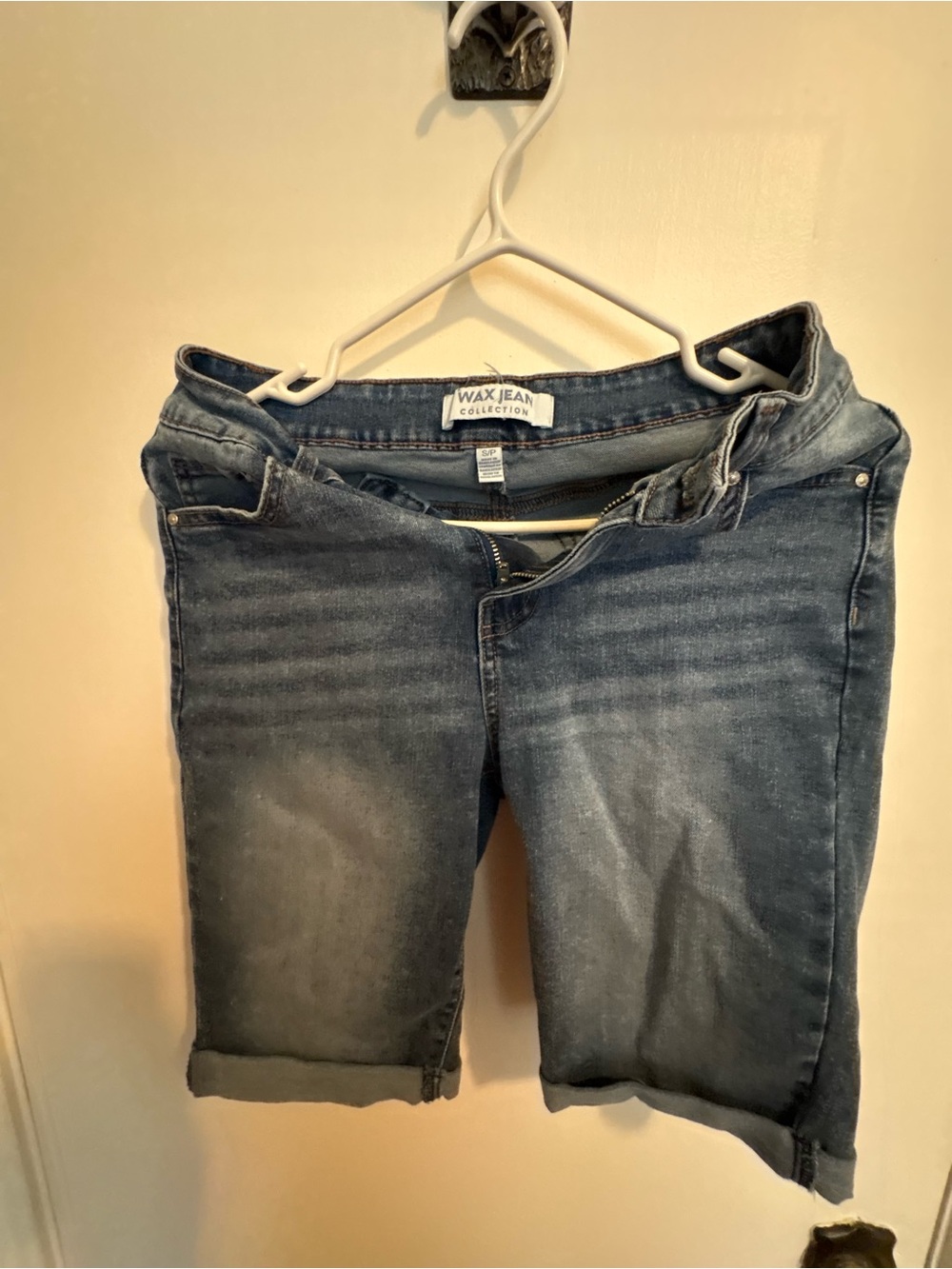 Woman’s Bermuda shorts - 3 pairs